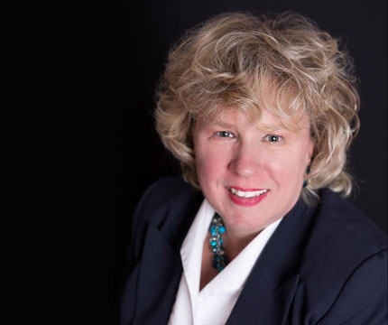 Joy Collins Headshot